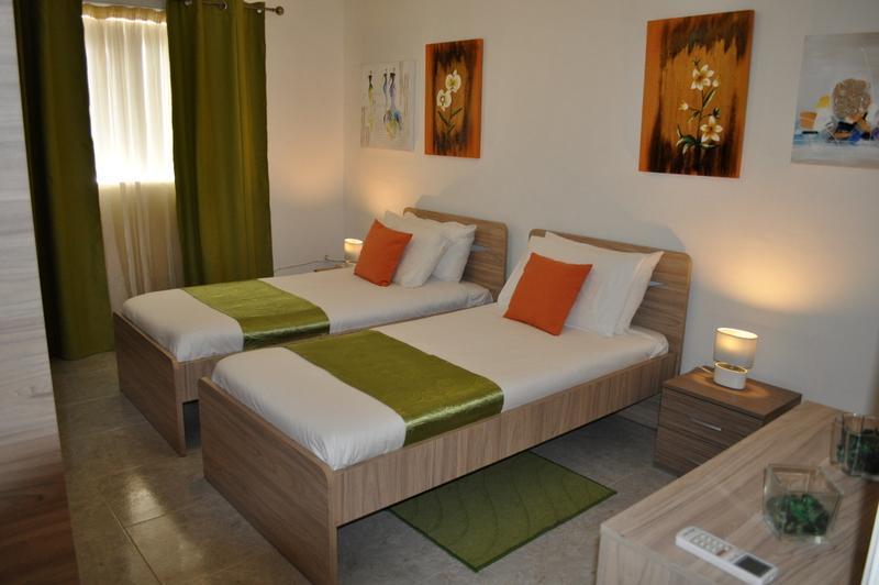 Village Corner 3 Bedroom Apartment With Garage Marsaskala Exterior photo